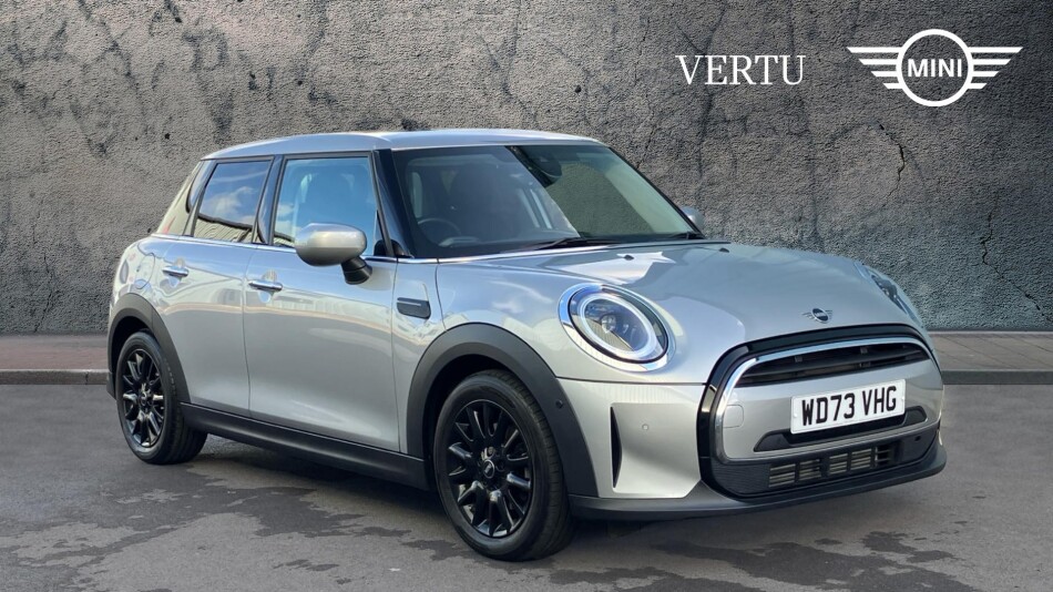 MINI Hatchback 1.5 Cooper Classic Premium 5dr Auto Petrol Hatchback